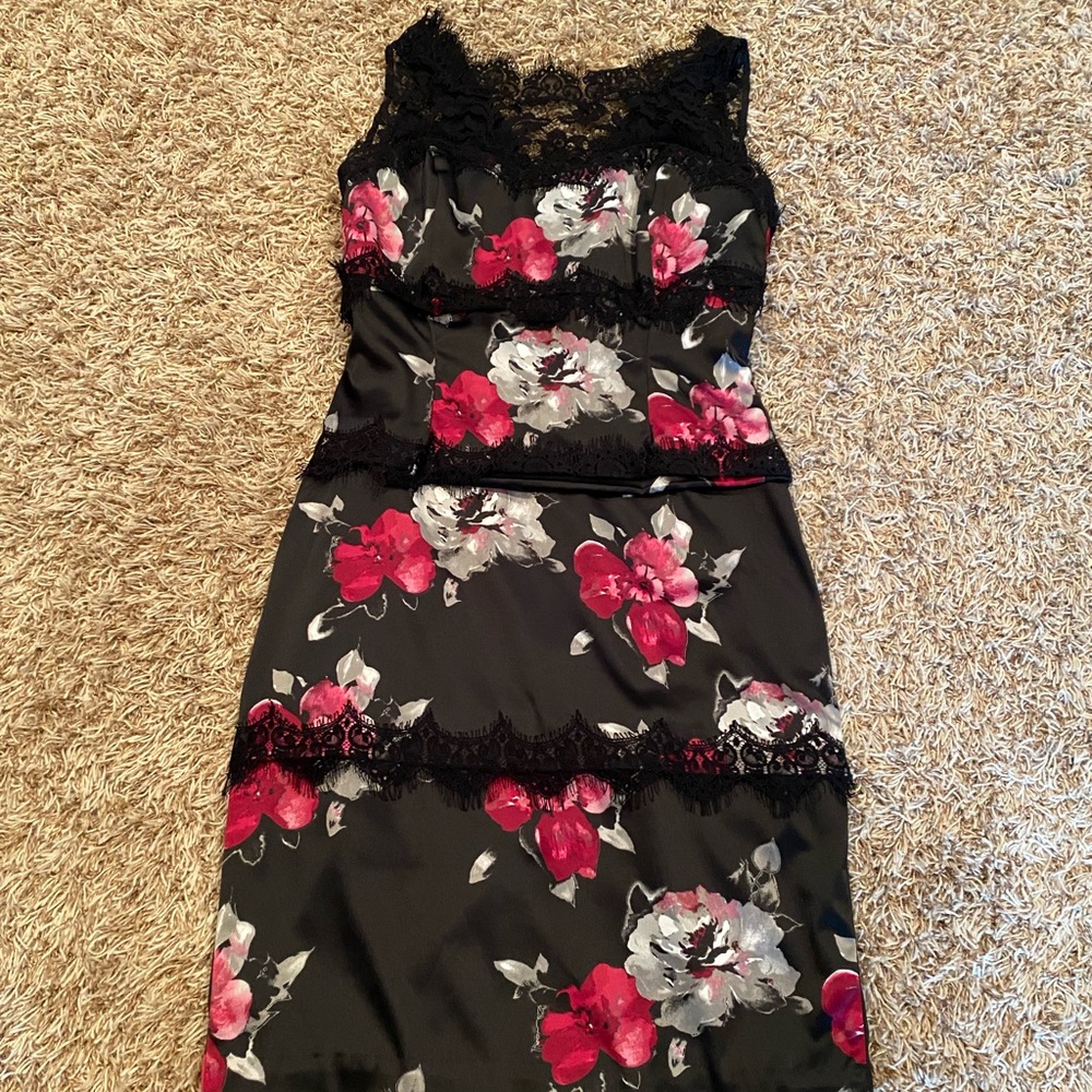 Gorgeous Floral Dress ✨